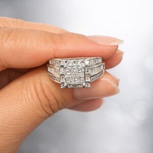 Elegant White Diamond Ring